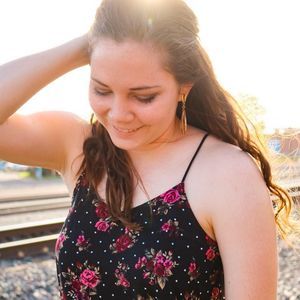 Meet your Posher, Lauren